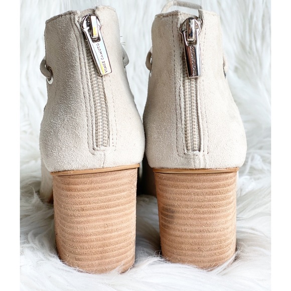 Vince Camuto Nahara Beige Leather Sandal, 6.5M